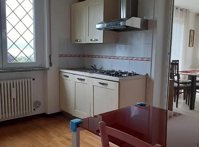 La Finestra Sul - In Con Vista E Posto Auto Coperto 아파트 스트레사